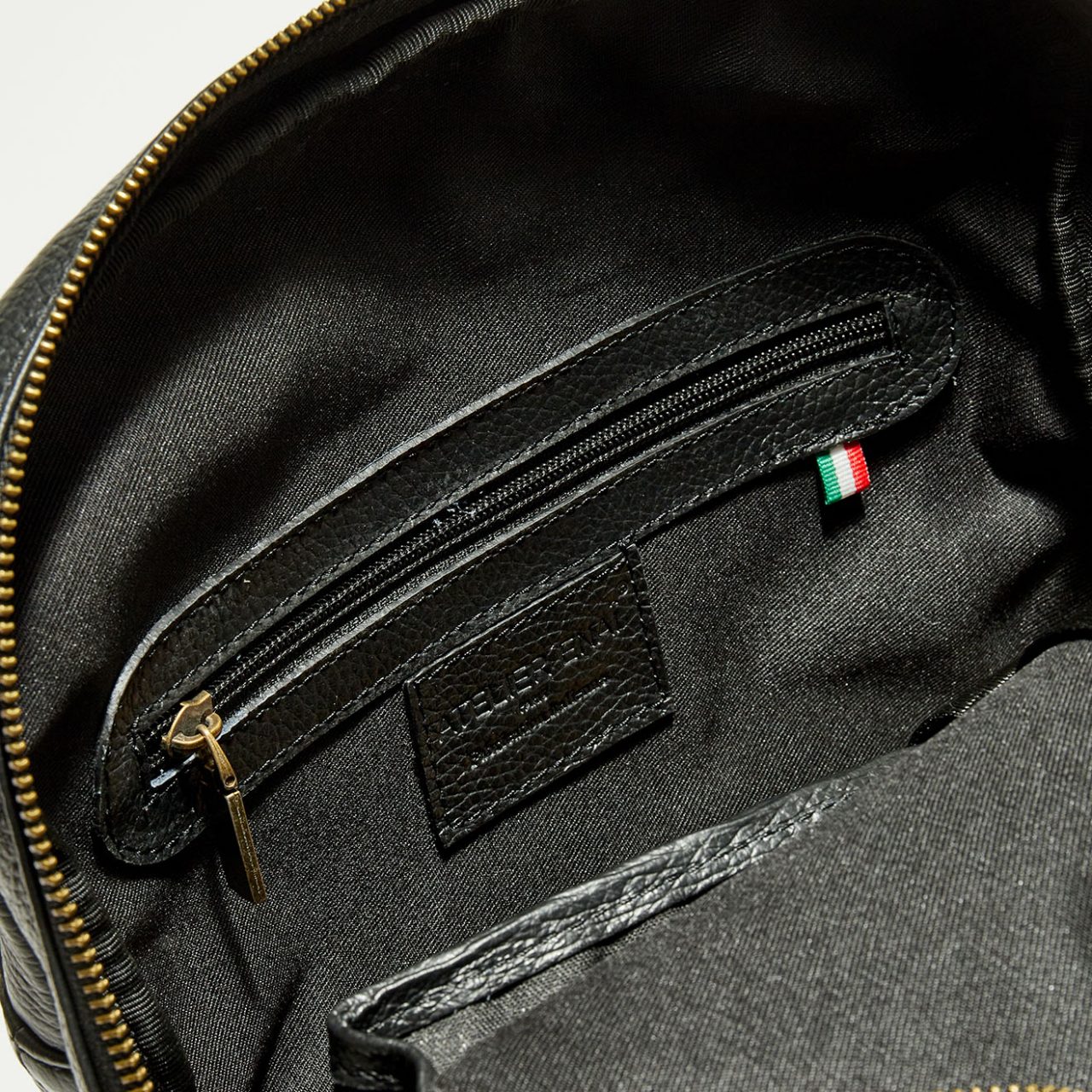 AE220MANUU900-3701420626173